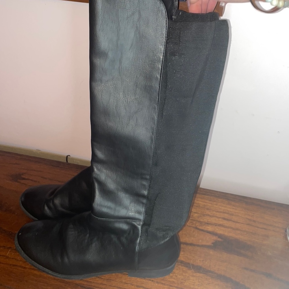 Black pleather high boots in mid condition!